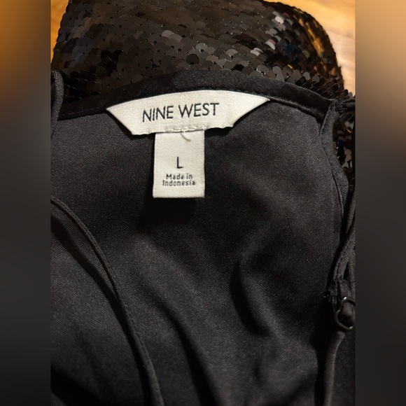 Nine West Shimmering sequined Black Camisole top - Picture 3 of 10